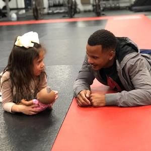 Meet your Posher, Tabari